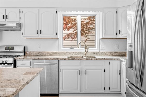 Interior, Kitchen, Stainless Steel Appliances