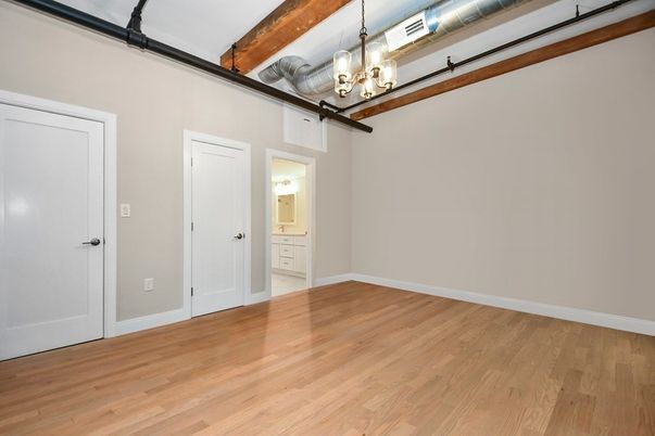 Chandelier, Empty room, Interior, Wooden Beams, Wood Texture Flooring
