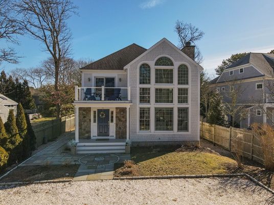 Backyard, Exterior, Facade, French Provincial