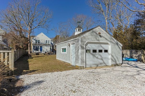 Backyard, Detached Garage, Exterior