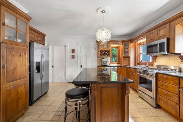 Interior, Kitchen, Pendant Lights, Stainless Steel Appliances