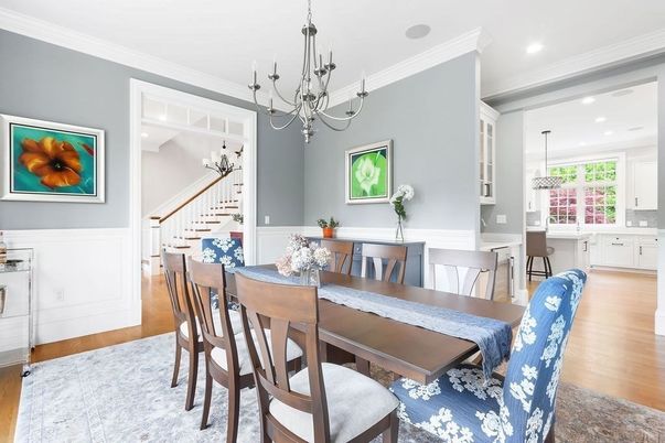 Chandelier, Dining room, Interior, Recessed Lighting, Wood Texture Flooring