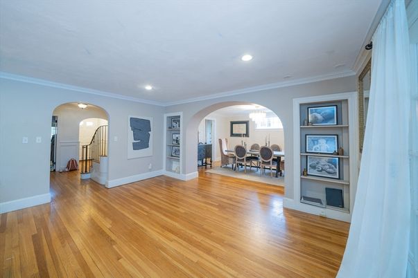 Dining room, Interior, Recessed Lighting, Wood Texture Flooring