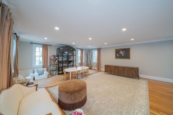 Dining room, Interior, Living room, Recessed Lighting, Wood Texture Flooring