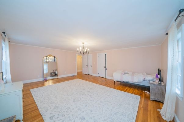 Chandelier, Interior, Wood Texture Flooring
