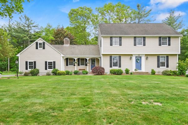 Backyard, Exterior, Facade, Georgian