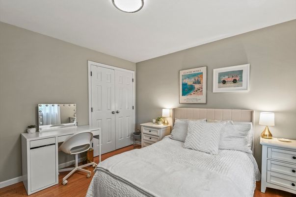 Bedroom, Home Office, Interior, Wood Texture Flooring