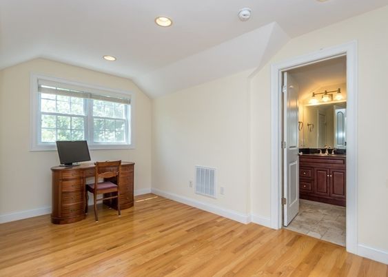 Home Office, Interior, Recessed Lighting, Wood Texture Flooring