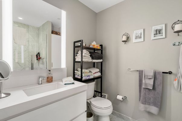 Bathroom, Interior, Recessed Lighting