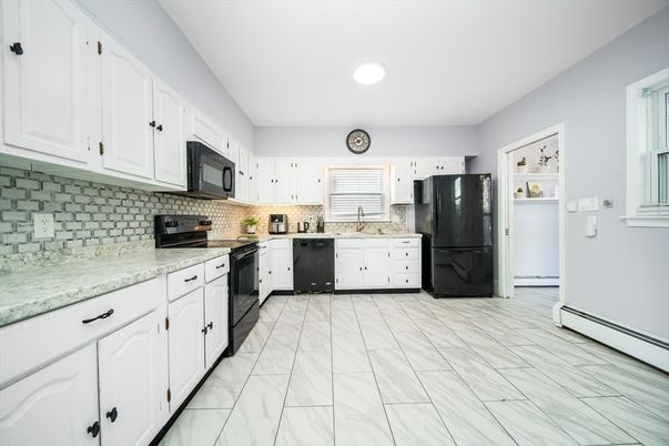 Interior, Kitchen, Marble, Recessed Lighting