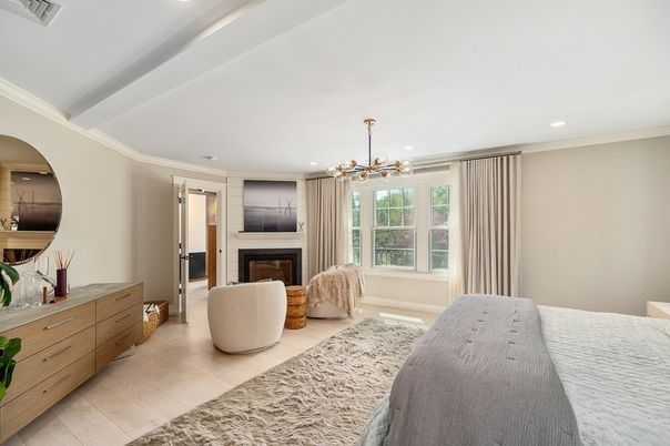 Bedroom, Fireplace, Interior, Pendant Lights, Recessed Lighting, Wood Texture Flooring