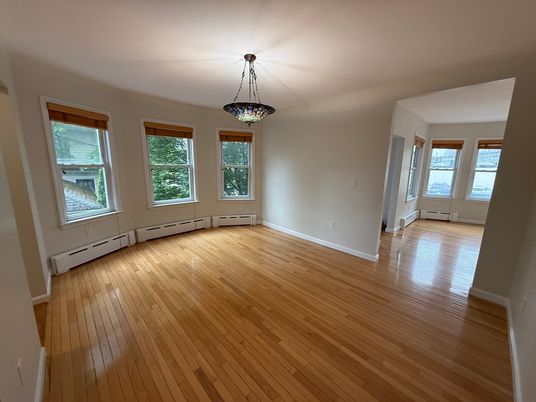 Empty room, Interior, Pendant Lights, Wood Texture Flooring