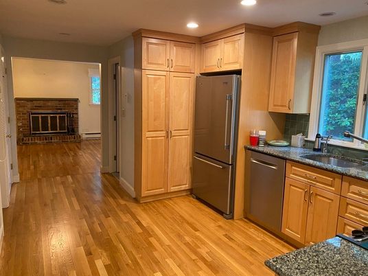 Fireplace, Interior, Kitchen, Recessed Lighting, Wood Texture Flooring