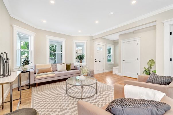 Interior, Living room, Recessed Lighting, Wood Texture Flooring