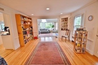 Interior, Recessed Lighting, Wood Texture Flooring