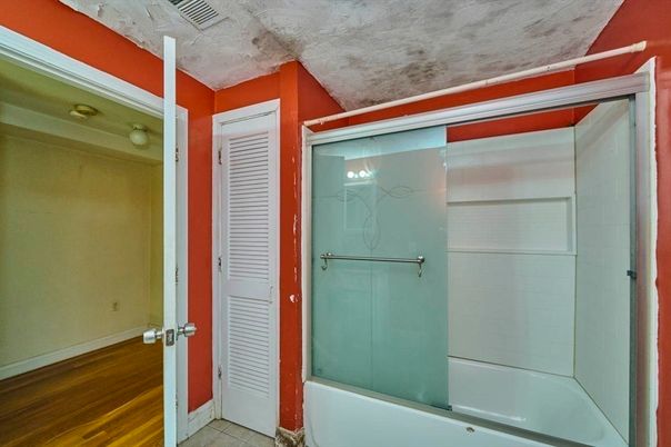 Bathroom, Interior, Wood Texture Flooring