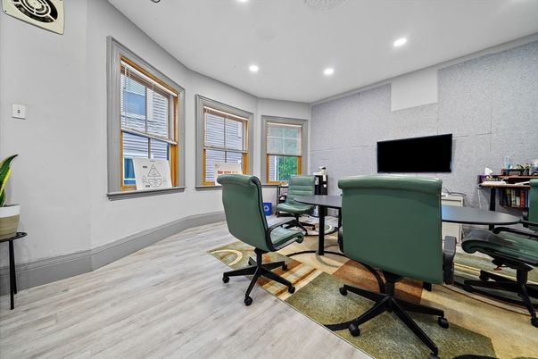 Home Office, Interior, Recessed Lighting, Wood Texture Flooring