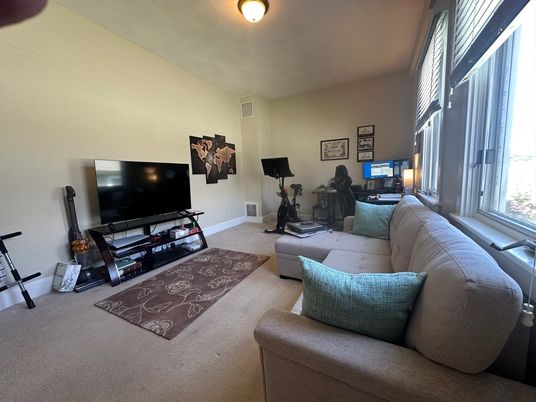 Fitness Equipment, Interior, Living room