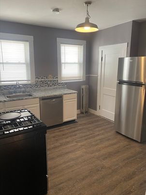 Interior, Kitchen, Pendant Lights, Wood Texture Flooring
