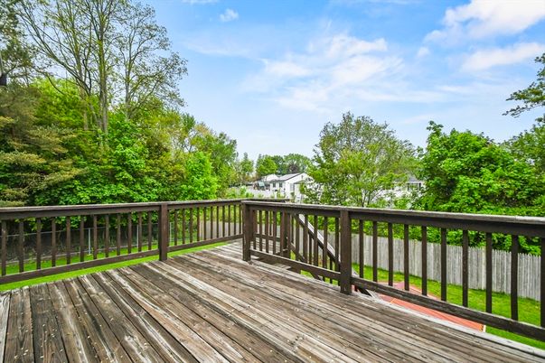 Exterior, Wood Texture Flooring