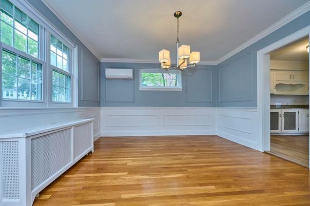 Chandelier, Empty room, Interior, Pendant Lights, Wood Texture Flooring