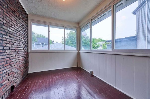 Interior, Stone Walls, Sun Room, Wood Texture Flooring