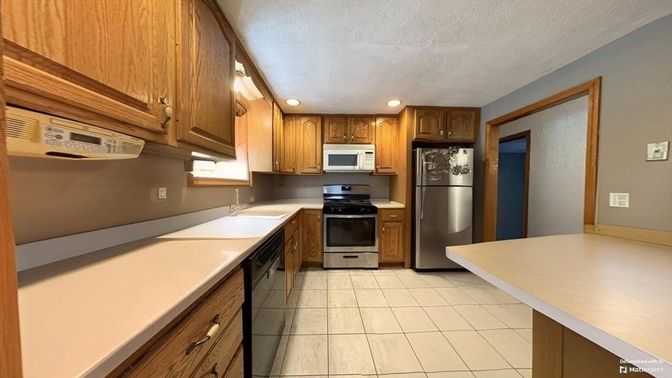 Interior, Kitchen, Recessed Lighting