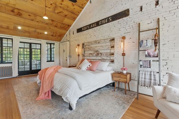 Bedroom, Interior, Pendant Lights, Stone Walls, Wooden Beams, Wooden Ceilings, Wood Texture Flooring