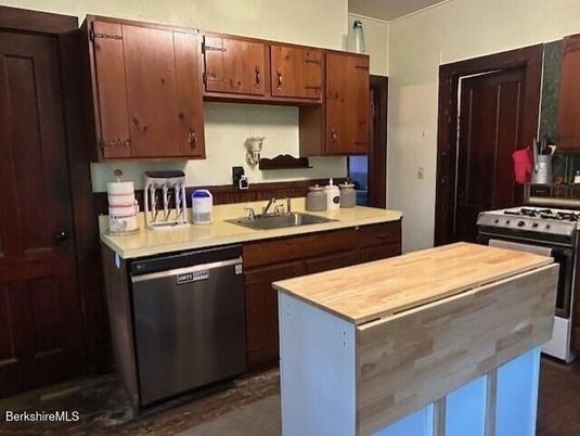 Interior, Kitchen, Stainless Steel Appliances