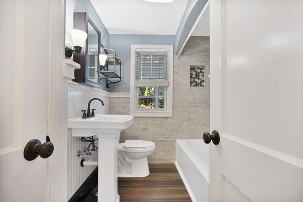 Bathroom, Interior, Wood Texture Flooring