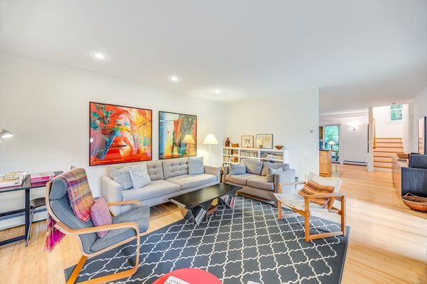 Interior, Living room, Recessed Lighting, Wood Texture Flooring