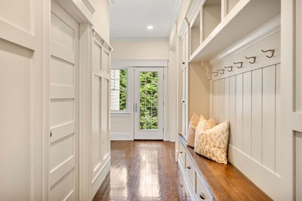 Interior, Recessed Lighting, Walk-in Closets, Wood Texture Flooring