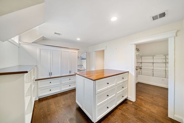 Interior, Recessed Lighting, Walk-in Closets, Wood Texture Flooring