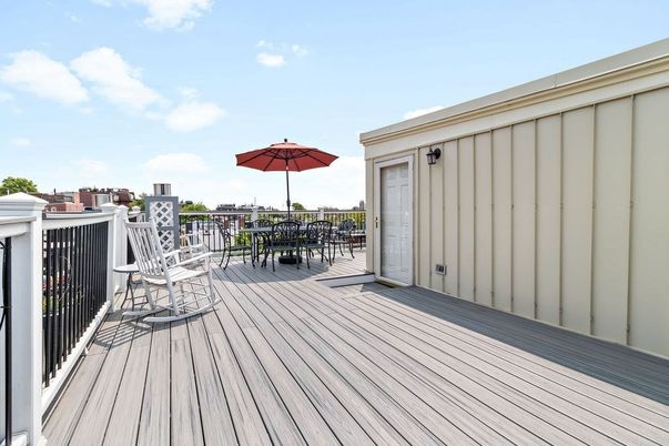 Exterior, Wood Texture Flooring