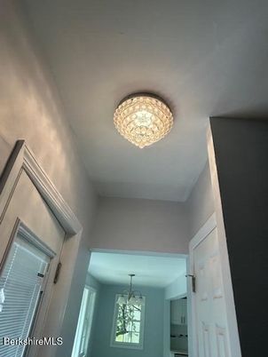 Chandelier, Interior