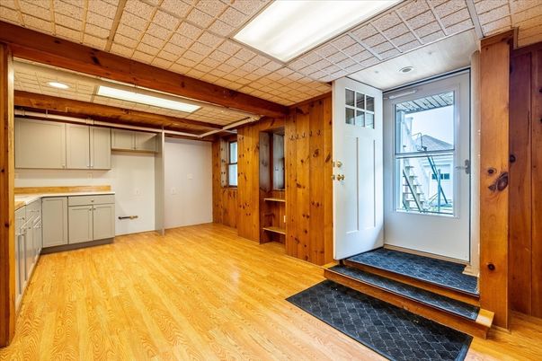 Empty room, Interior, Wood Texture Flooring, Wooden Walls