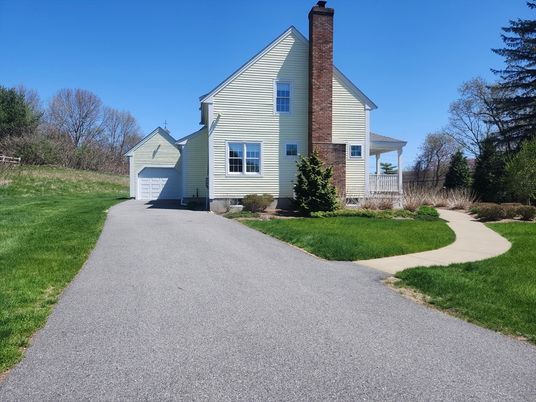 Backyard, Detached Garage, Exterior