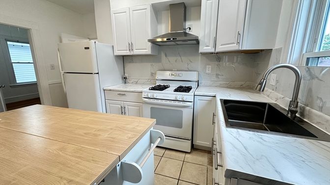 Interior, Kitchen, Marble Walls