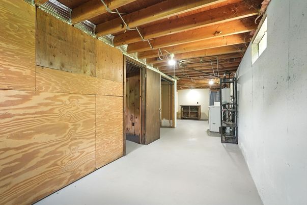 Fireplace, Interior, Wooden Beams