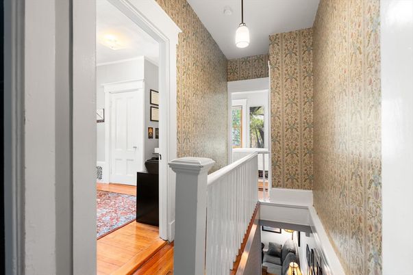 Interior, Pendant Lights, Wood Texture Flooring