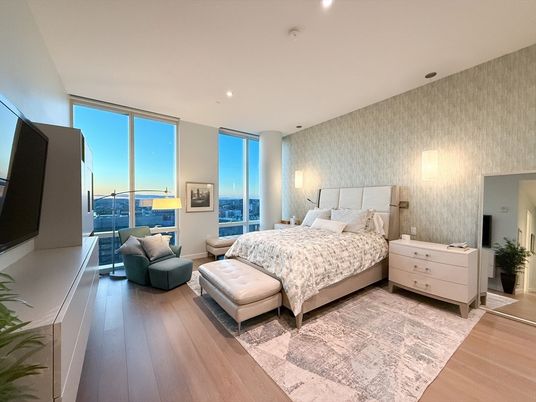 Bedroom, Interior, Recessed Lighting, Water, Wood Texture Flooring