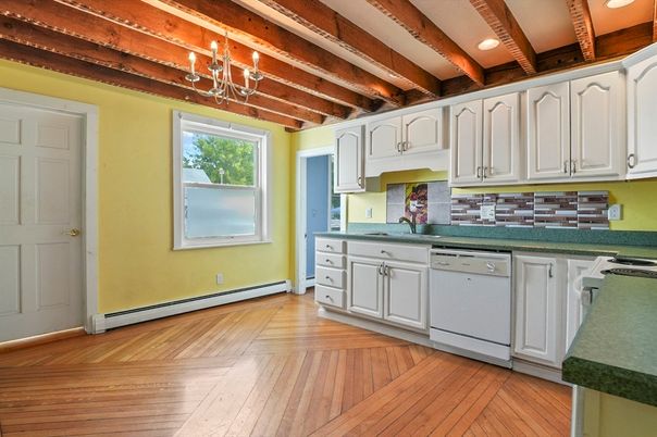 Chandelier, Interior, Kitchen, Recessed Lighting, Wooden Beams, Wood Texture Flooring