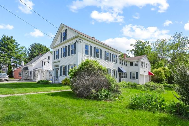 Backyard, Exterior, Facade, Queen Anne Victorian