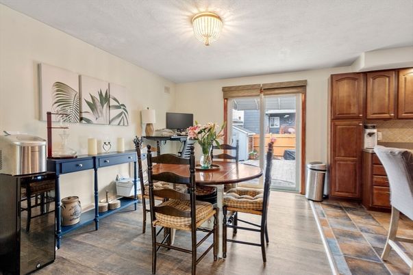 Dining room, Interior