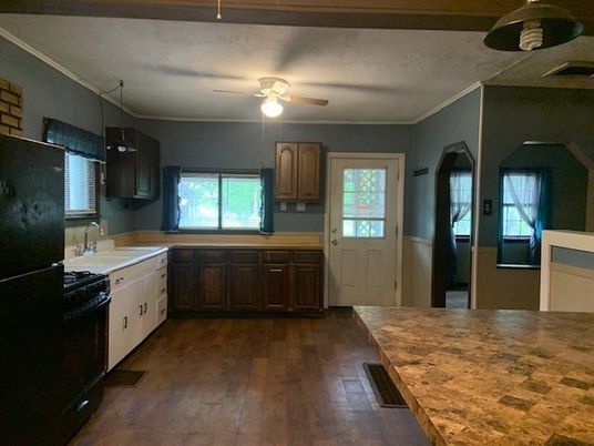 Interior, Kitchen, Pendant Lights, Wood Texture Flooring