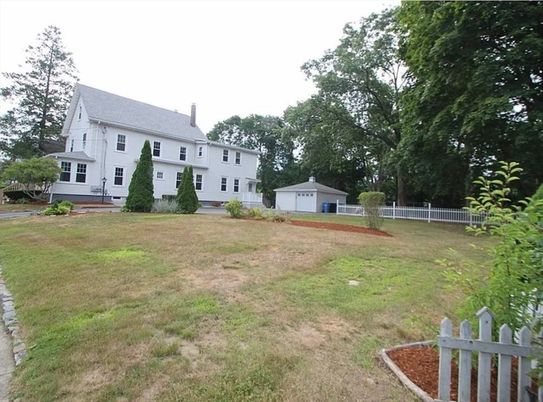 Backyard, Detached Garage, Exterior