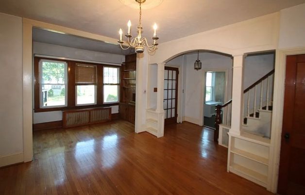 Chandelier, Empty room, Interior, Wood Texture Flooring
