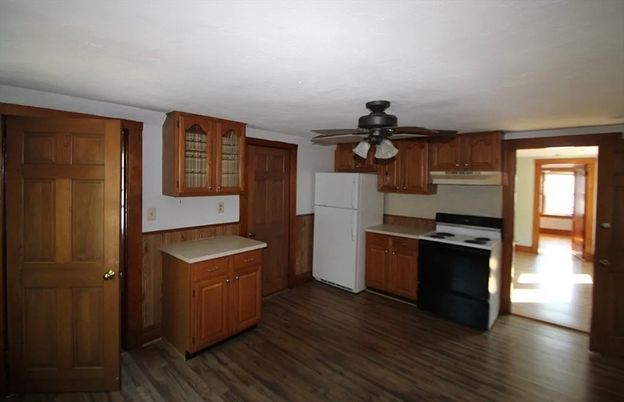 Interior, Kitchen, Wood Texture Flooring
