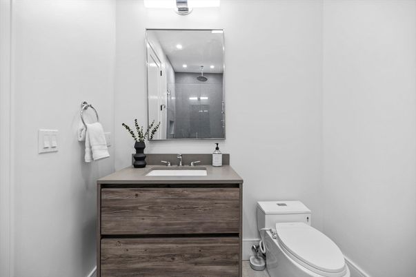 Bathroom, Interior, Recessed Lighting