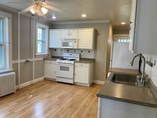 Interior, Kitchen, Recessed Lighting, Wood Texture Flooring